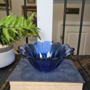 Vintage Cobalt Blue Glass Bowl 7" Petal Scallop Edge Fluted Candy Dish MCM